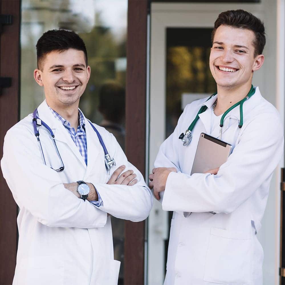 MEDICAL CARE & NUTRITION | Laboratorios